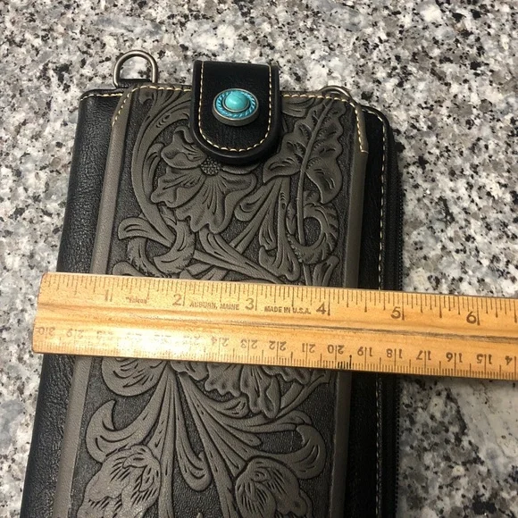Montana West Western Tooled Phone Case Crossbody Wallet 7.5”x5” EUC - Picture 6 of 6